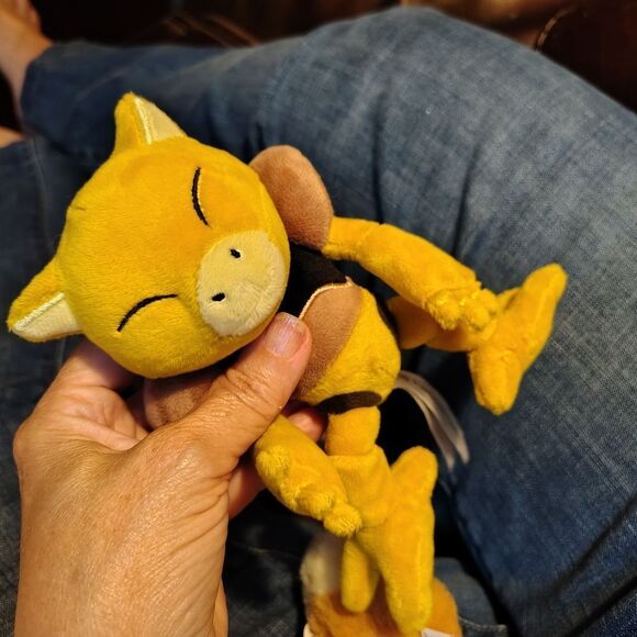 Pokemon Plush Toys - Yellow and Brown - Picture 4 of 5